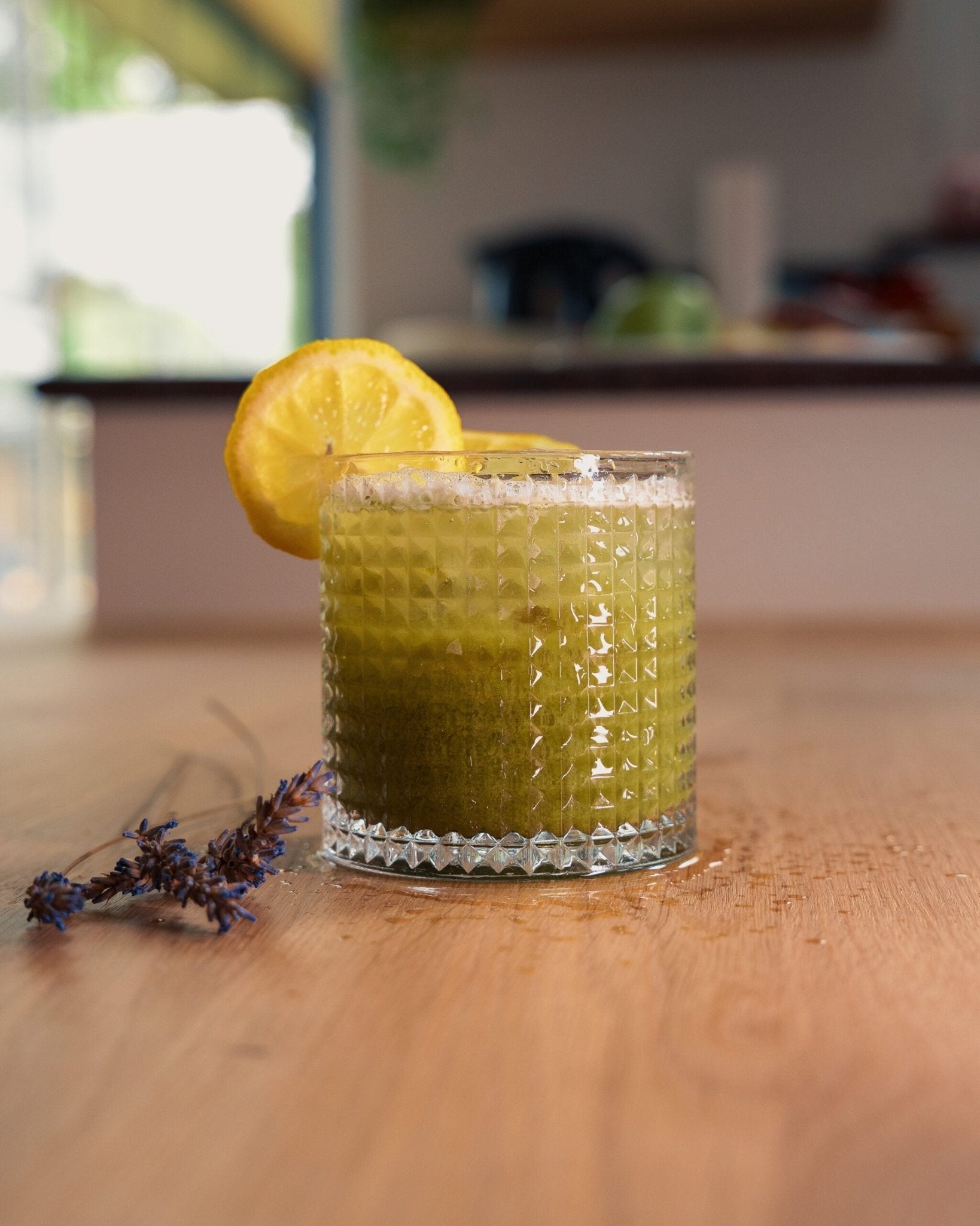 Matcha Lavendel Limonade - Bodhi Drinks